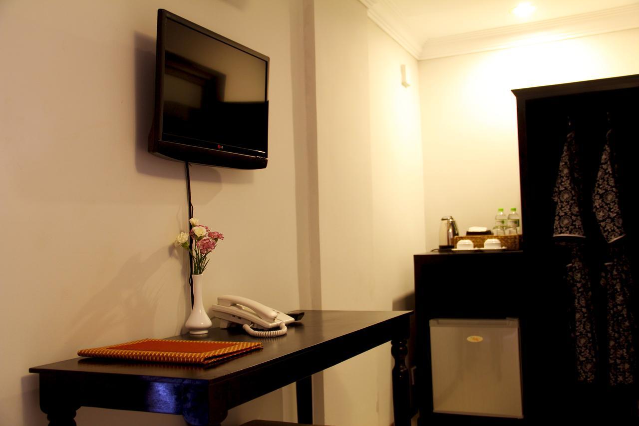 Cozy Boutique Hotel Phnom-Penh Buitenkant foto