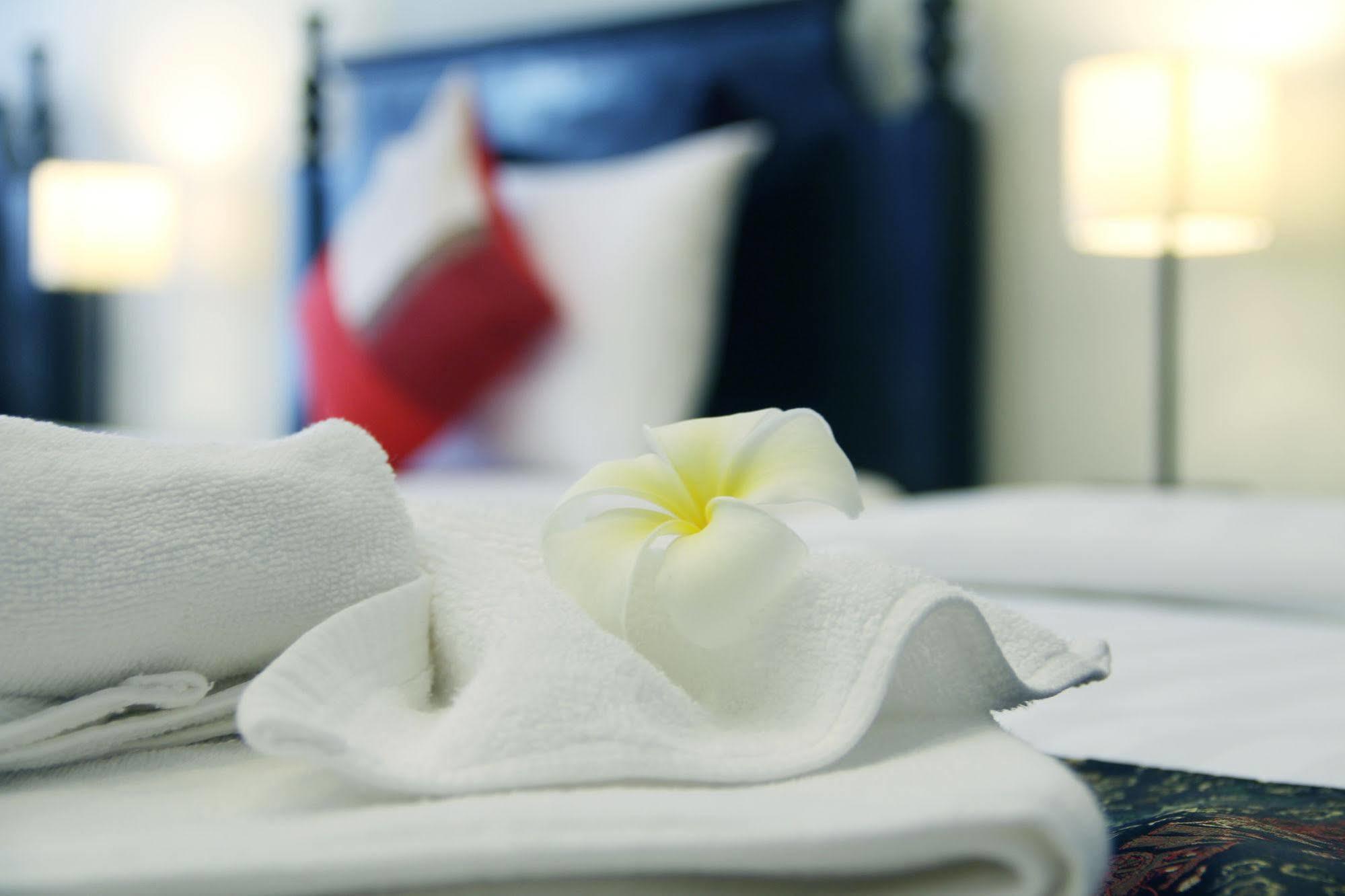 Cozy Boutique Hotel Phnom-Penh Buitenkant foto