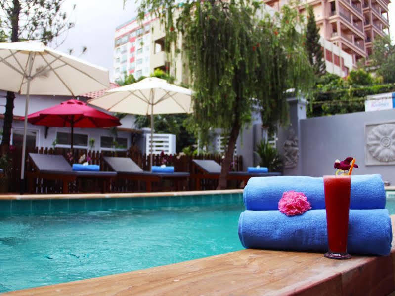 Cozy Boutique Hotel Phnom-Penh Buitenkant foto