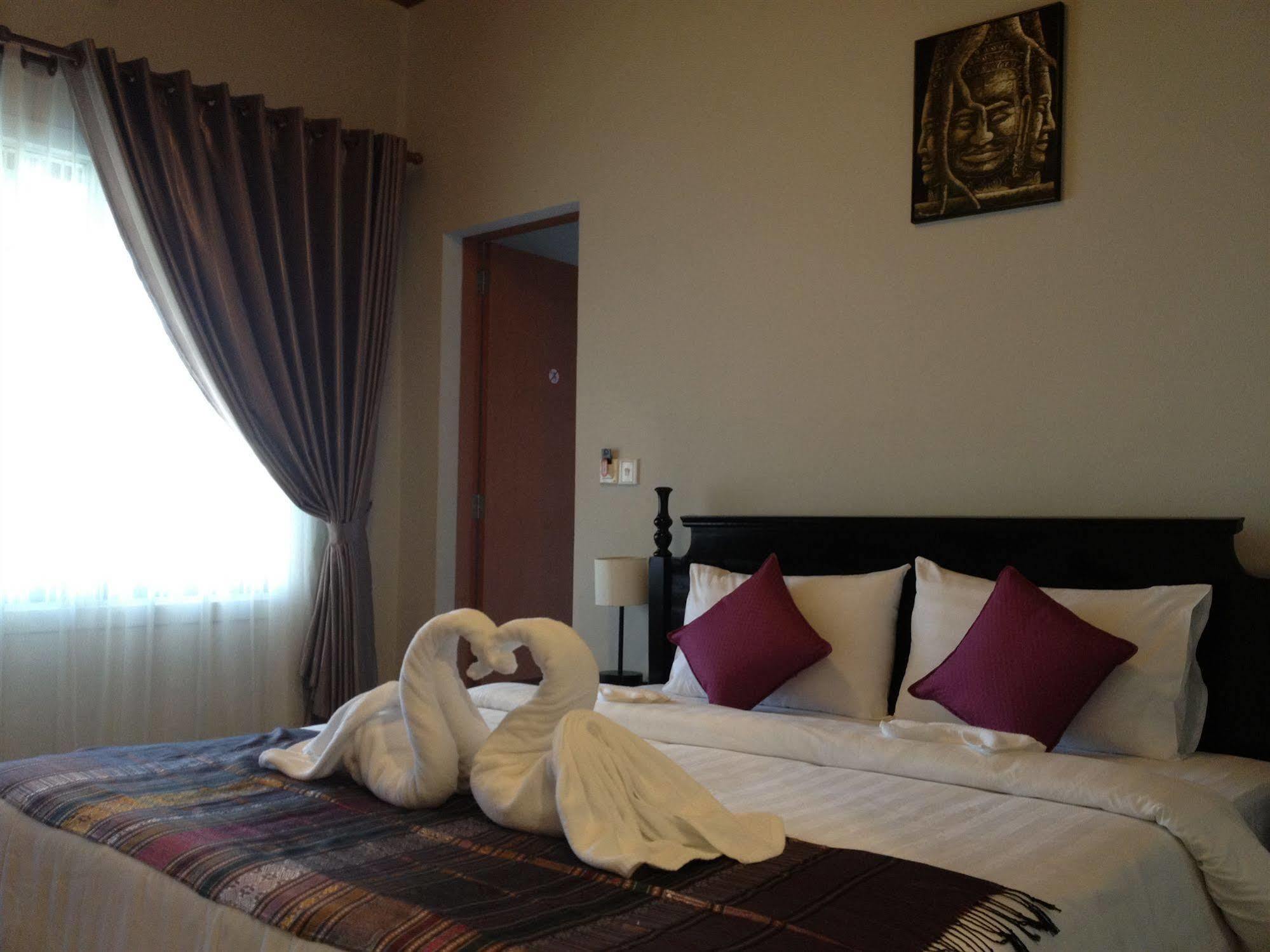 Cozy Boutique Hotel Phnom-Penh Buitenkant foto