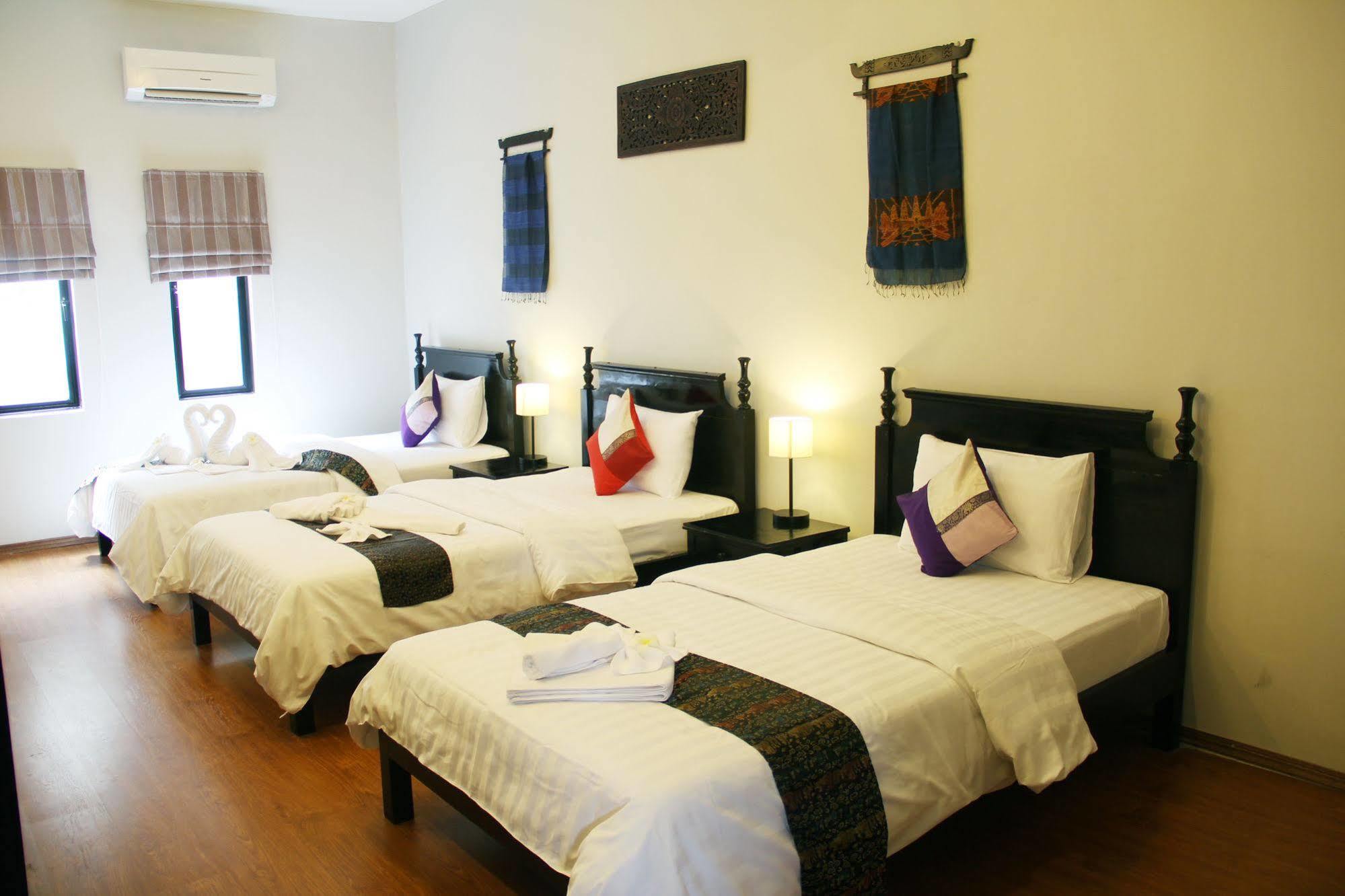 Cozy Boutique Hotel Phnom-Penh Buitenkant foto