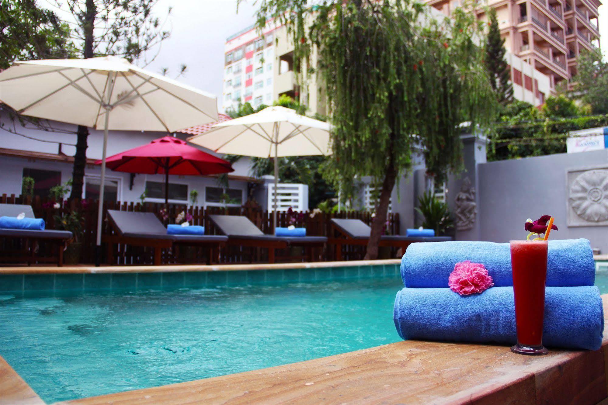 Cozy Boutique Hotel Phnom-Penh Buitenkant foto